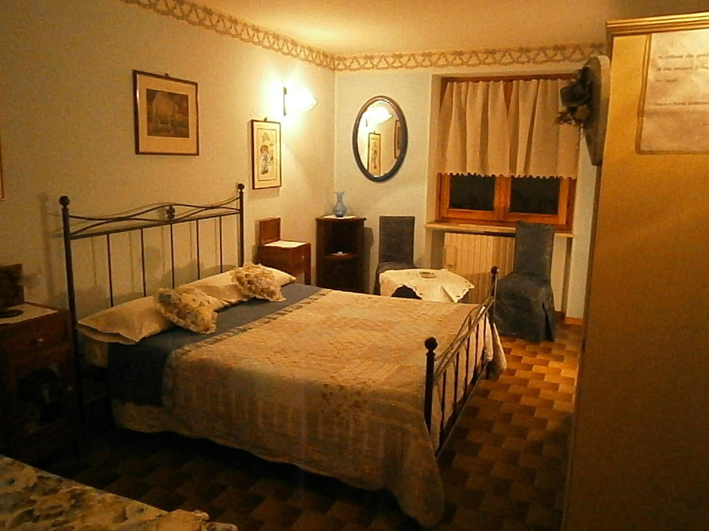 B&B Carmen Biondani Pescantina Δωμάτιο φωτογραφία